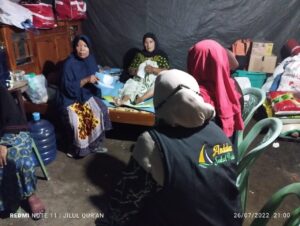 Andi Sudirman Kirim Relawan untuk Nenek dan Cucu Korban Kebakaran di Desa Banyuanyara Takalar