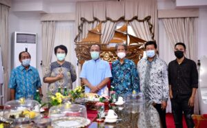Andi Sudirman Terima Perwakilan Warga Simbuang-Mappak, Ini yang Disampaikan