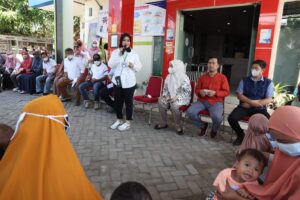 Didampingi Kadis Kesehatan dan Kepala DPPKB, Wawali Fatma ‘Grebek Stunting’ di Tamalanrea