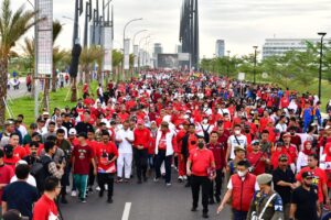 Sulsel Anti-Mager, Gubernur Andi Sudirman Jalan Bersama Ribuan Pelajar-ASN di Wilayah Mamminasata 