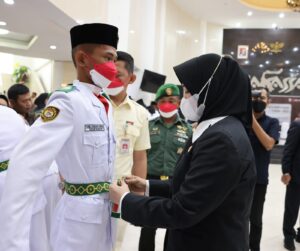 Tidak Ingin Capaska Bersedih Saat Pengukuhan, Ini yang Dilakukan Fatmawati Rusdi