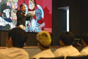 Beri Kuliah Umum di Universitas Ciputra, Danny Pomanto: Mari Kolaborasi dengan UMKM