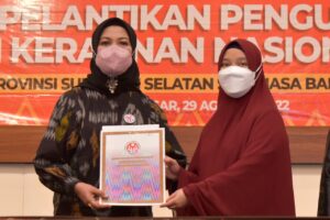 Naoemi Octarina Lantik Pengurus Dekranasda Sulsel Sisa Masa Bakti 2018 – 2023