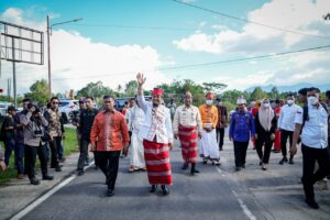 Andi Sudirman Resmikan Ruas Batupapan – Bandara Pongtiku – Batas Torut