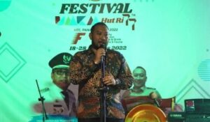 Buka Festival UMKM F4, Camat Panakkukang Ajak Warga Belanja