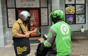 Sambut positif “trend” Ojol Day, Parkiran Dispar Kota Makassar luang hari ini.