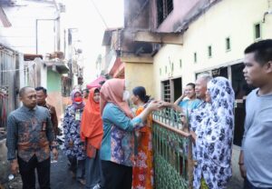 Cek Kondisi Terkini, Wawali Makassar Kunjungi Korban Kebakaran Rappokalling