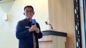Hari Jadi ke 353 Sulsel, Pelajar Bersama Warga Tanam 250.000 Pohon Mangrove
