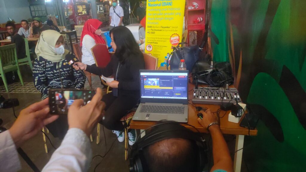 Cegah Campak Rubella, Kadinkes Kota Makassar Tinjau Langsung Pelaksanaan BIAN