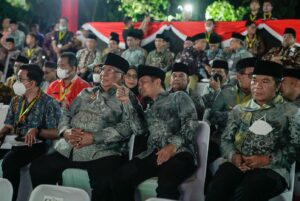 Bertolak ke Kalsel Hadiri Pembukaan MTQ Nasional XXIX, Andi Sudirman Disambut Hangat KKSS
