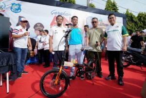 Warga Bulukumba Antusias Ramaikan Gerak Jalan Anti Mager Bersama Gubernur Andi Sudirman Sudirman