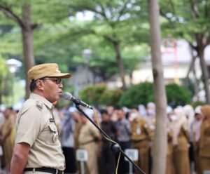 Wali Kota Danny Sampaikan Harapannya Saat Pimpin Apel Pemkot Makassar, Mari Berbenah Bersama