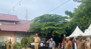 FOTO: Sekcam Panakkukang Abdul Muis Jadi Pembina Upacara