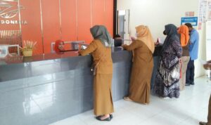 Kantor Pos Sinjai Salurkan BSU Kepada 4 Ribu Pekerja