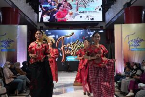 Sekdispar Buka Acara Fashion Fiesta Malam Ini