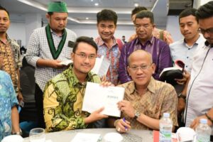 Hadiri Bedah Buku ALDERA, Bupati ASA: Jadi Referensi Positif Pergerakan Mahasiswa