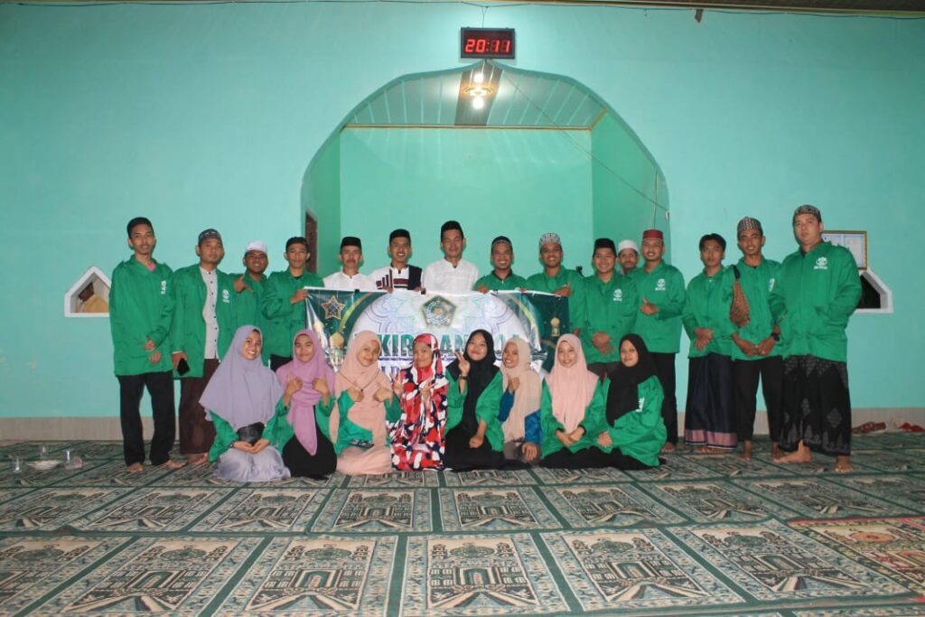 Jajaran Pemerintah Desa Lassa dan KUA Bontolempangan Melakukan Safari Masjid 