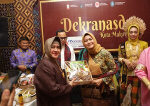 Bumbu Pallubasa Instan, Jadi Rebutan Pengunjung “Perempuan Indonesia Expo” Jambi