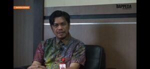 Kepala Bapenda Makassar Obrolkan “PAKINTA” di Bappeda Corner