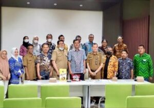 Kepala dan Sekretaris Disperkim Makassar Study Tiru ke Bandung