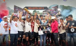 Danny Tutup Turnamen Sepakbola Wali Kota Cup, Turut Hadir kadispora, Kadinkes, dan Camat Panakkukang