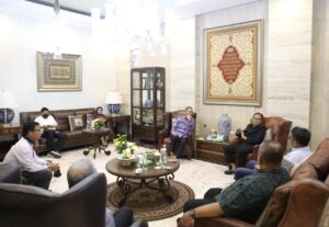 Danny Pomanto Apresiasi Program Kampung Bersih PT Nusantara Infrastructure di Pannampu