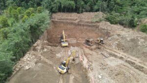 Mempersoalkan Izin Tambang Emas di Sungai Suso Luwu: Tutup!