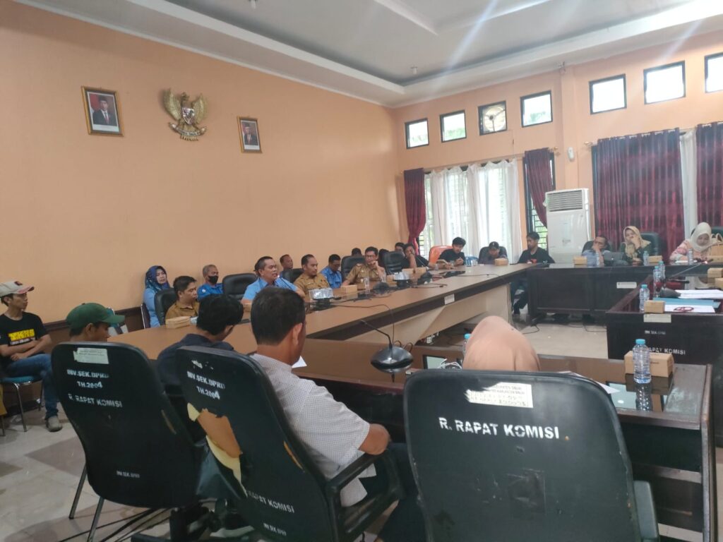 Soal Air Bersih, RDP di DPRD Sinjai Dinilai Tak Berguna