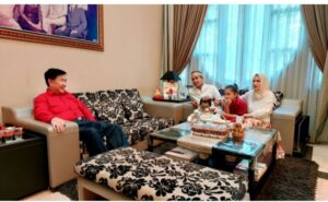 Di Hari Imlek, Rudianto Lallo Silaturahmi dengan Masyarakat Tionghoa di Makassar