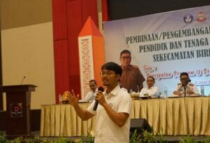 Mantu Walkot Makassar Dorong Penyelesaian Masalah Pendidikan di Biringkanaya