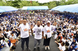 Gubernur Andi Sudirman Jalan Anti Mager Bersama 60 Ribu Warga Barru