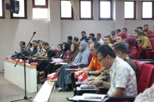 Danny Pomanto Arahkan Camat-Lurah Kreatif dalam Operasi Pasar Murah Kontainer