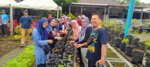 Kecamatan Wajo Ajak Masyarakat Sukseskan Tanam 1 Juta PolyBag