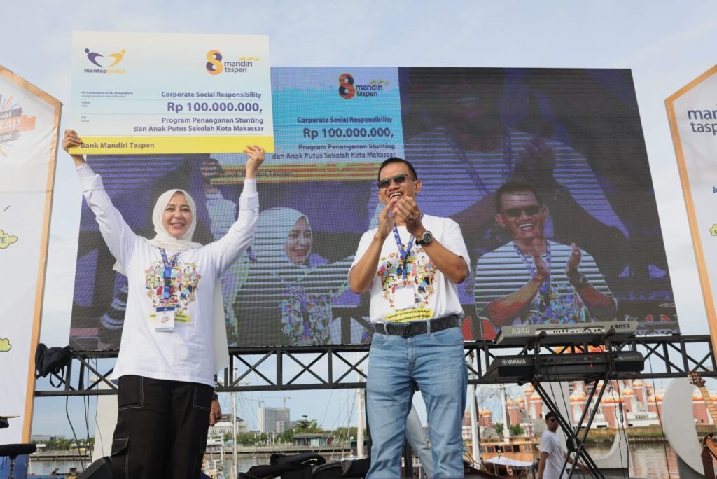HUT ke-8 Bank Mandiri Taspen, Serahkan CSR Rp 100 Juta Tangani Stunting di Makassar