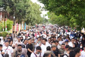 ASS Jalan ‘Anti-Mager’ Bersama 50 Ribu Warga Takalar