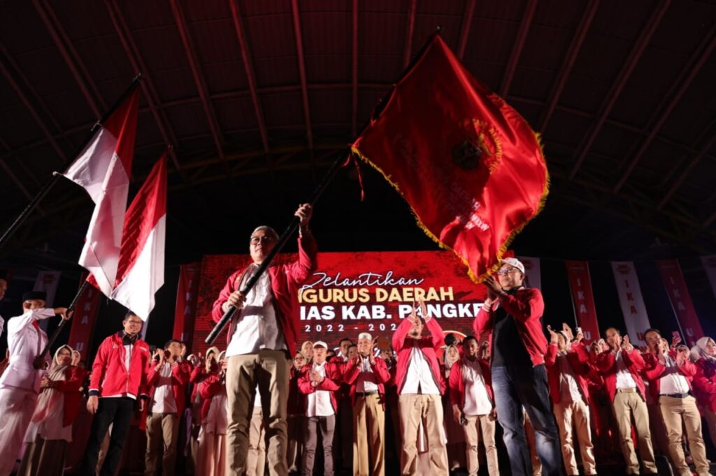 Danny Pomanto Lantik Pengurus IKA Unhas Pangkep: ‘Perkuat Kolaborasi’
