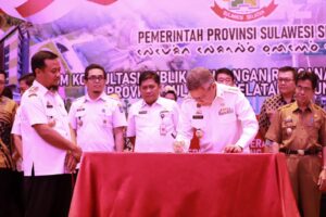 TP Teken Kesepakatan Forum Konsultasi Publik Rancangan RPD Sulsel 2024-2026