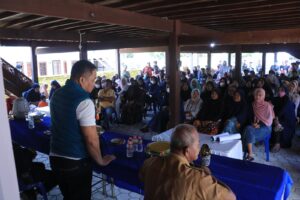 Di Hadapan Konstituennya, Legislator Sulsel H Irwan: Bupati Barru Minta Saya Maju di Senayan