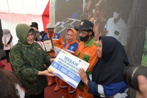 Indira Yusuf Ismail Apresiasi Petugas Kebersihan di Peringatan HPSN 2023