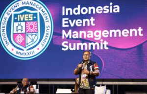 Paparkan F8 Makassar, Danny Pomanto: Tahun Ini Ada Live Pembangunan Kapal Pinisi dan Rumah Adat