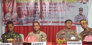 Camat Makassar Beri Pujian Kepada Tripilar Kelurahan Dan Tomas