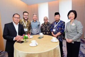 Menlu Singapura-Danny Pomanto Jajaki Green Economy, Pariwisata dan Digitalisasi