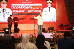 Penutupan Rakorsus Pemkot Makassar 2023, Wakil Wali Kota Makassar Tekankan Pentingnya Kolaborasi Seluruh OPD