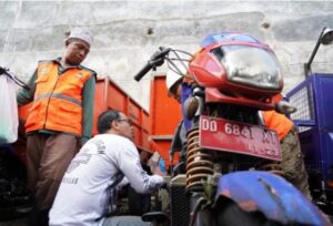 Harun Rani Cek Kondisi Armada Motor Sampah di Kecamatannya