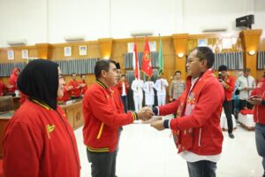 Danny Pomanto Lantik Nasruddin Waris Ketua IKA Unhas Sidr