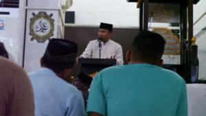 Safari Ramadan, Camat Ujung Pandang Ajak Warganya Dukung-Sukseskan Program Danny Pomanto