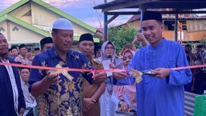 Didampingi Camat Tamalanrea, Ketua DPRD Makassar Resmikan Sekolah TK Ah-Zahrah di Kampung Kera-kera