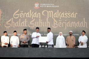 Pekan Terakhir GMSSB, Danny Pomanto Serahkan Zakat ASN Pemkot Makassar Lewat Baznas