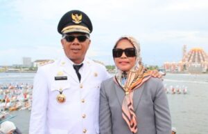 Andi Utta-Andi Herfida Attas Hadiri Puncak Peringatan Otda di Anjungan Losari