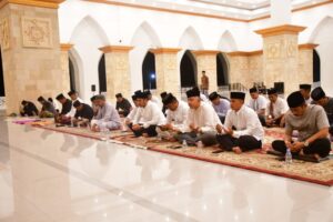Bupati ASA Malam Takbiran di Masjid Islamic Center Sambut Hari Kemenangan